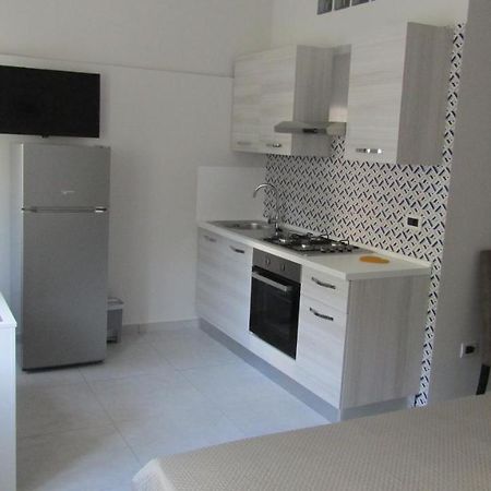 Domus Elvia-Vietri Bed & Breakfast Помпей Екстериор снимка