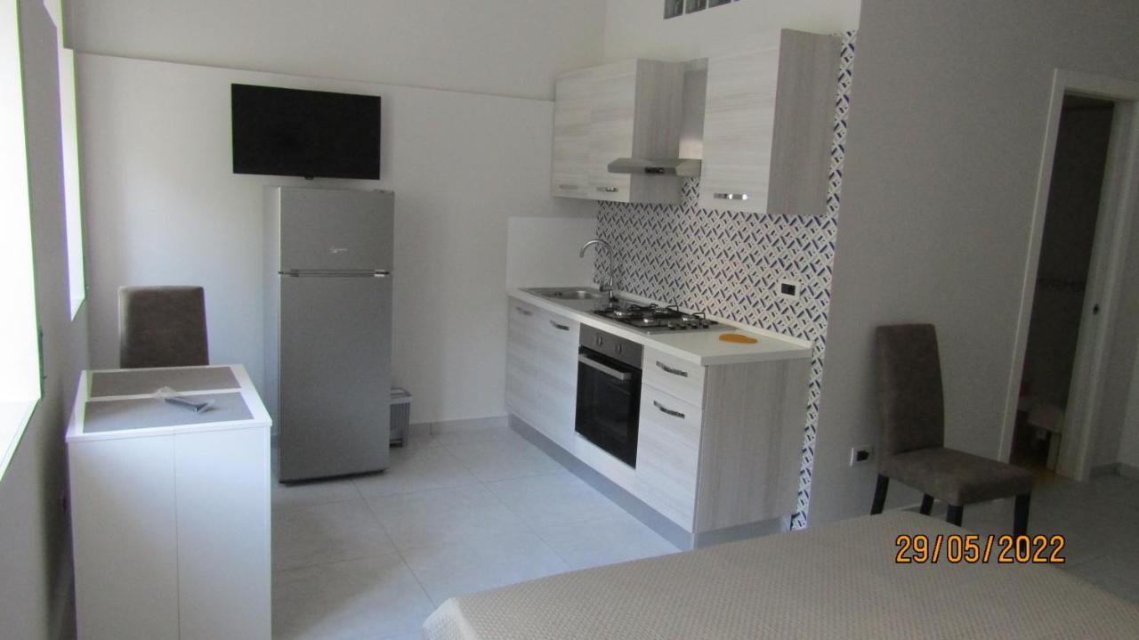 Domus Elvia-Vietri Bed & Breakfast Помпей Екстериор снимка